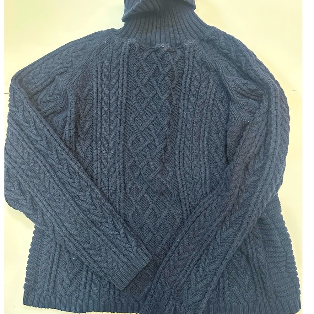 VINTAGE L.L. Bean Blue Cable Knit Turtleneck Sweater | 100% cotton